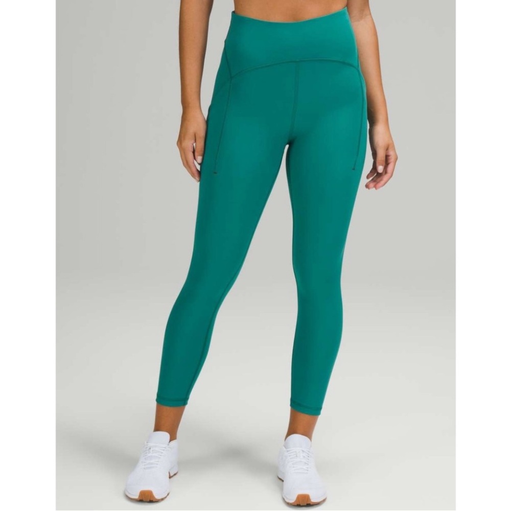 Lululemon Power Thru High-Rise
Crop 23" in Excellent Condition